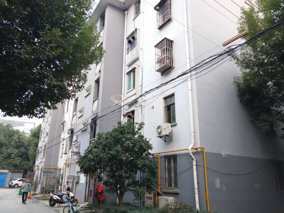 清明一村
